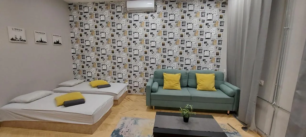 Studio 4 Apartment In The Party District Budapest