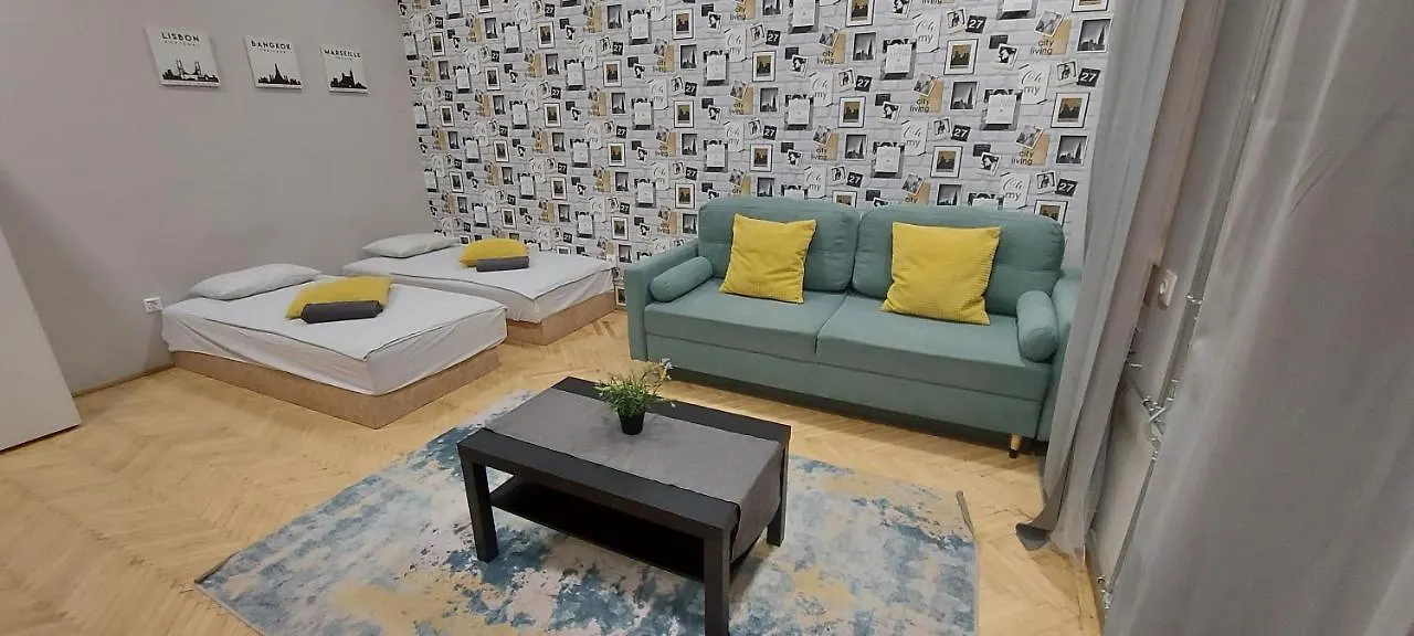 Studio 4 Apartment In The Party District Budapest